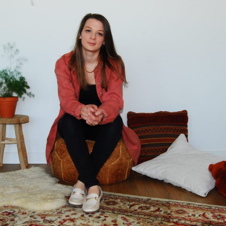 Portret van therapeut met warme kleuren Portret van therapeut met warme kleuren